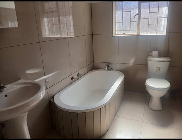 3 BEDROOM PROPERTY TO RENT IN AMANDASIG